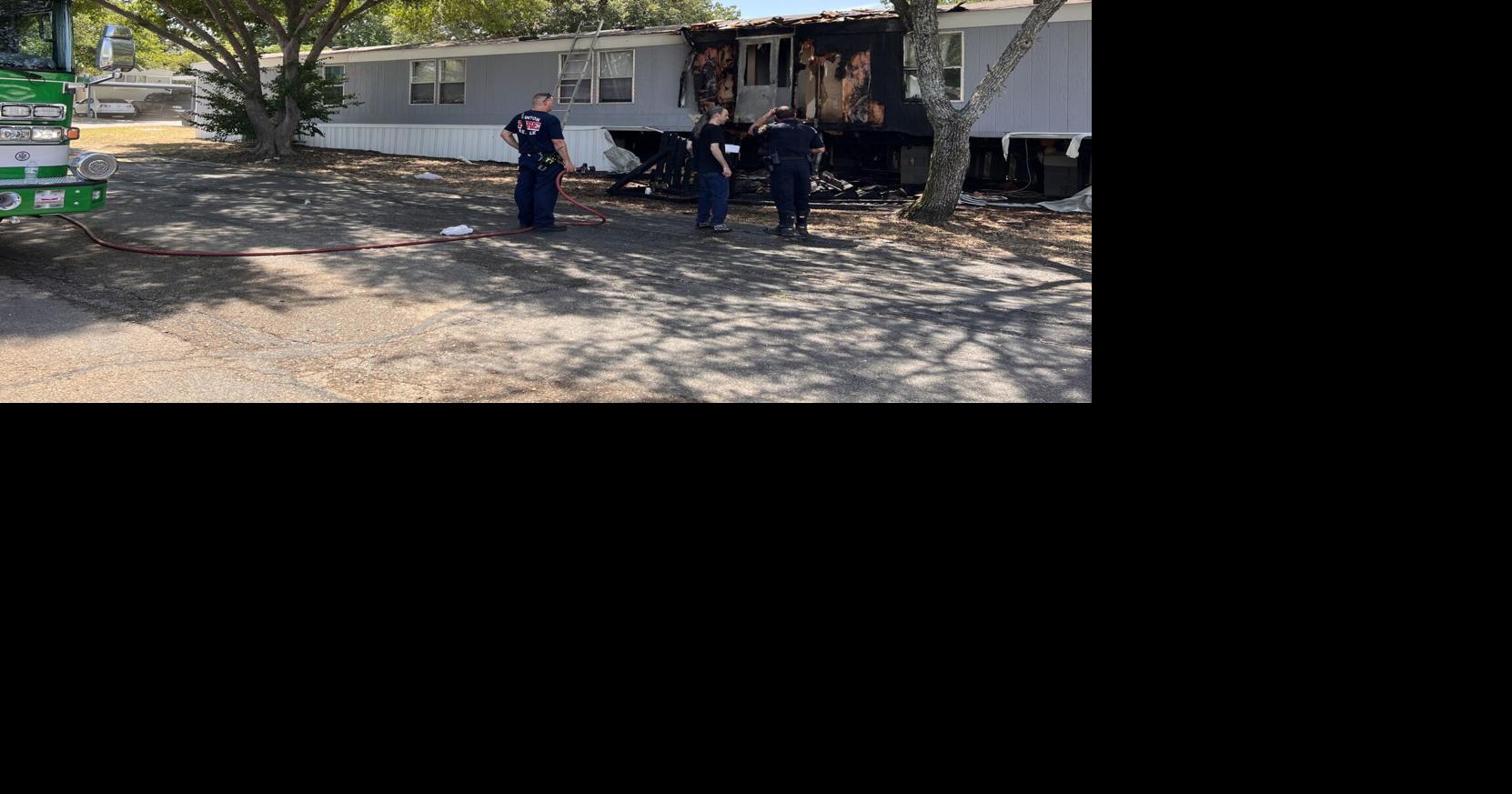 Denton firefighters control blaze at mobile home on Fort Worth Drive