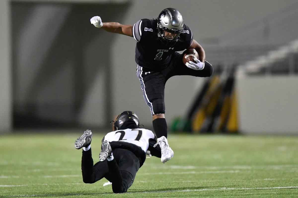 Football Guyer Clobbers Keller Fossil Ridge In Regular Season