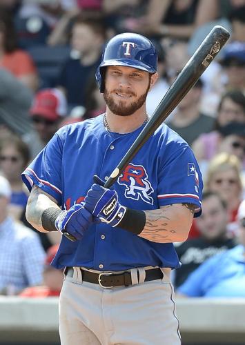 Josh Hamilton hitting fifth today in his Rangers reunion debut