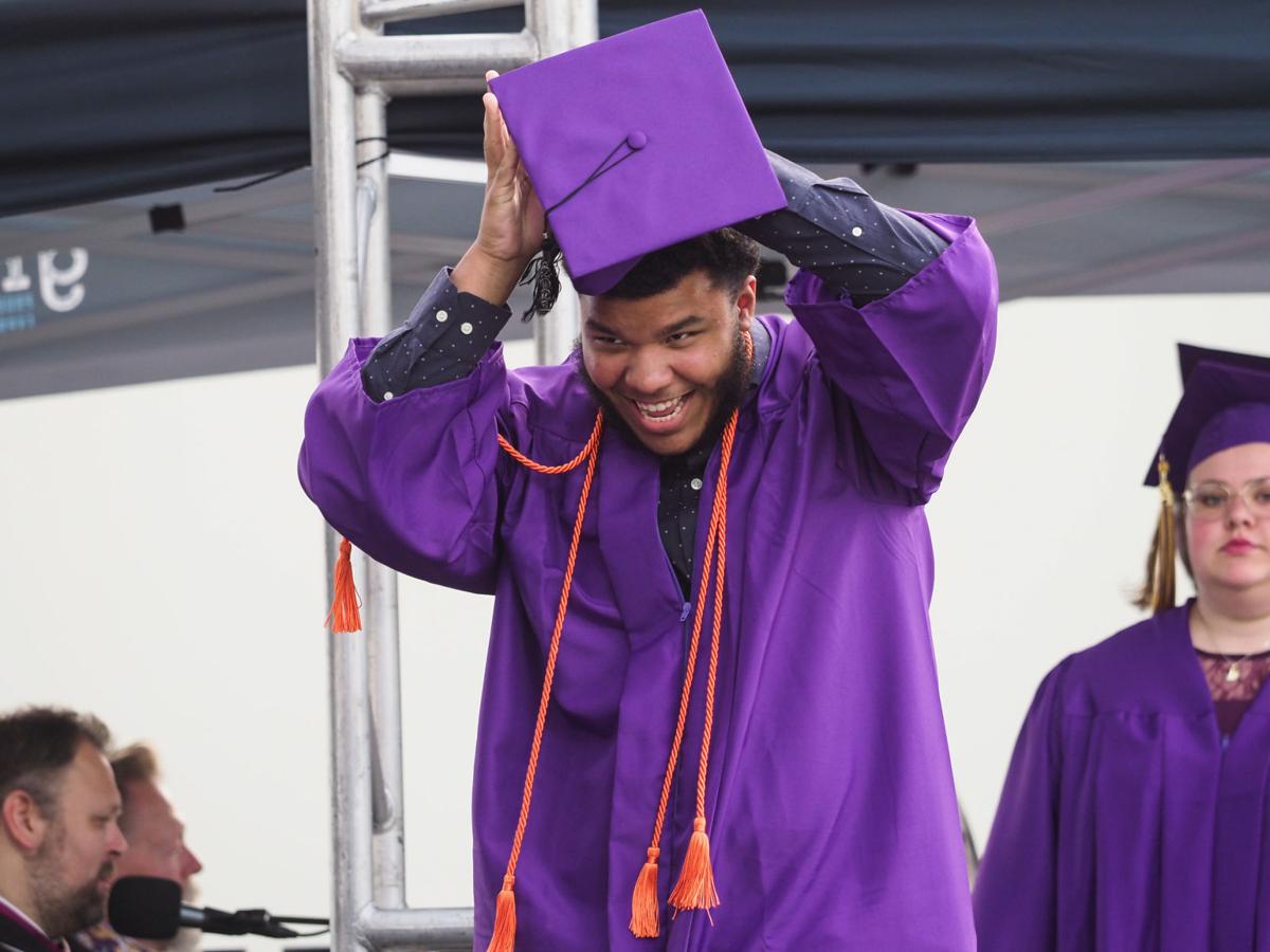 20210528_drc_news_DentonGraduation_43