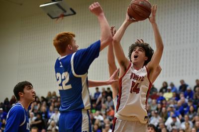 Boys Basketball Argyle Holds Off Krum S Fierce Comeback Secures