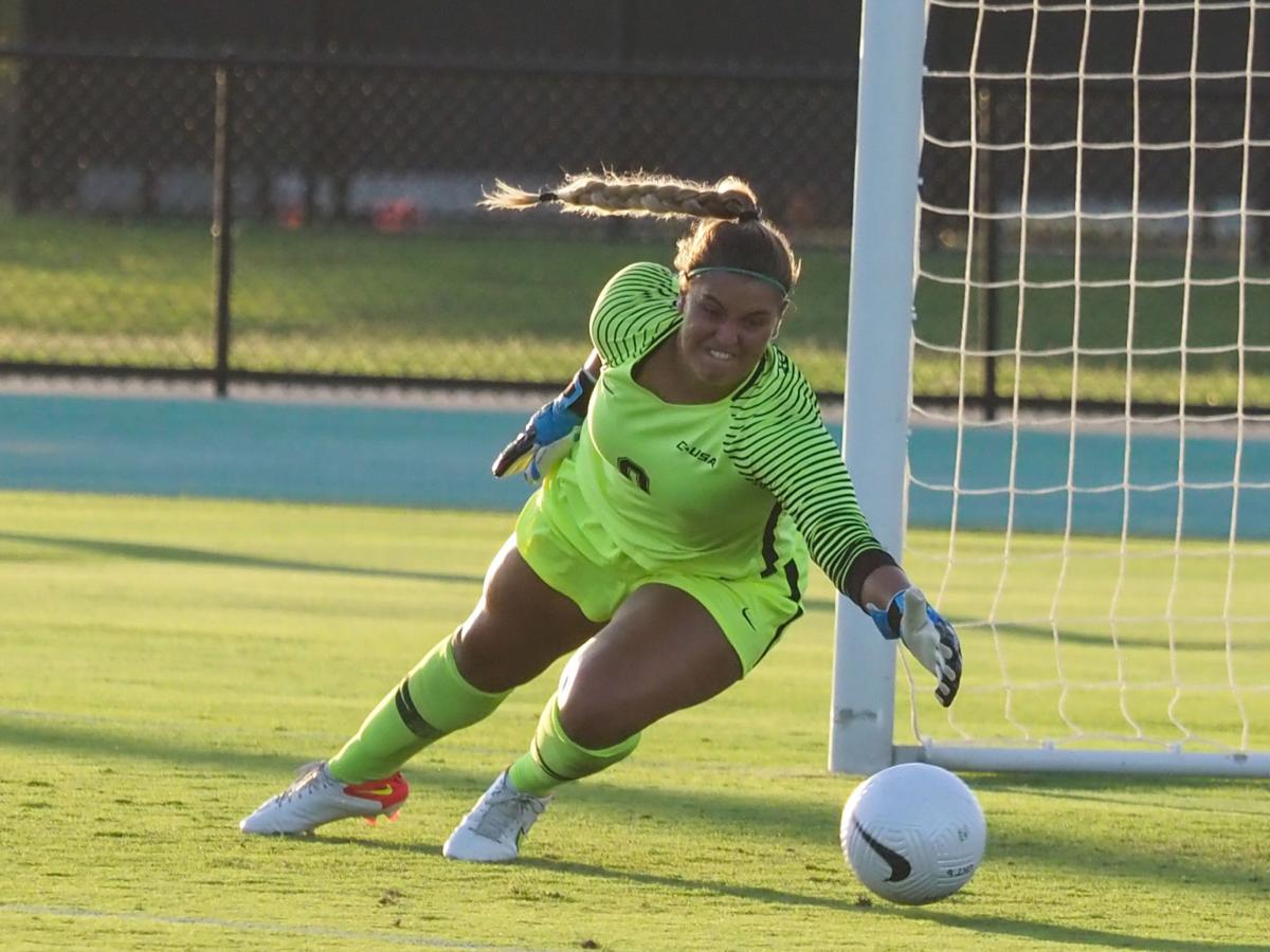 Unt Ties Texas A M In Sarah Fuller S Mean Green Debut Mean Green Dentonrc Com
