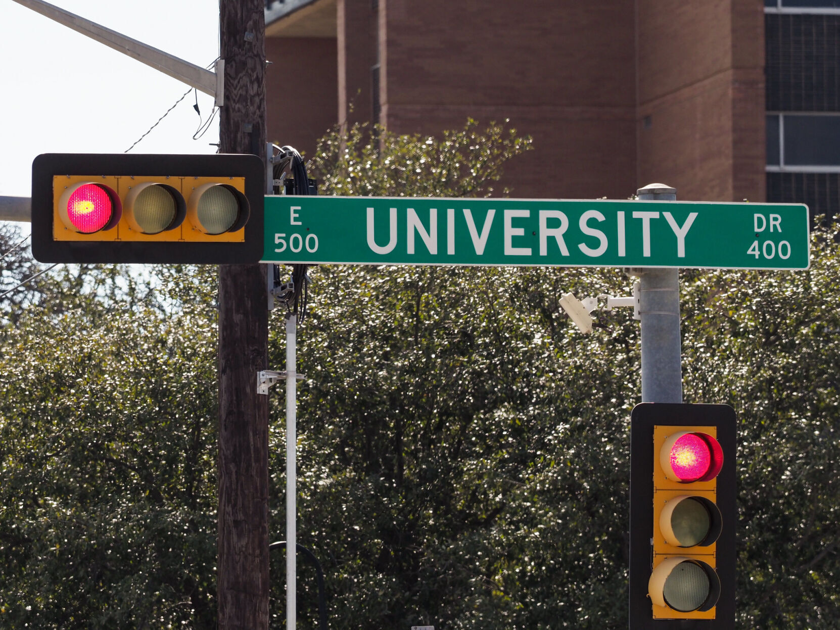 Red light running is behind wrecks on University Drive Denton