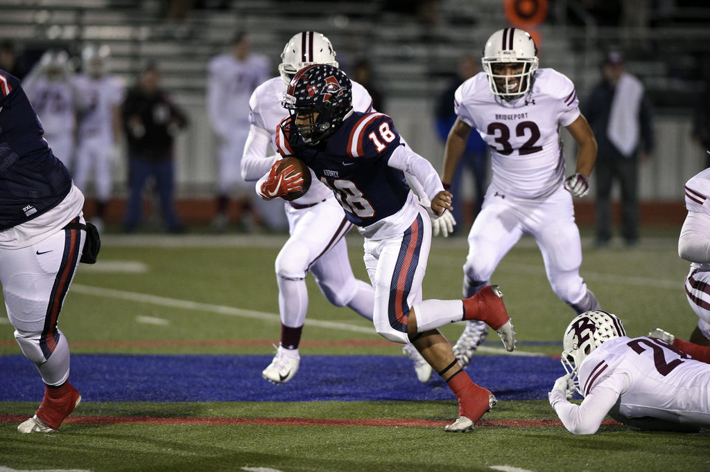 Football: Aubrey holds off Bridgeport to clinch fourth straight playoff ...