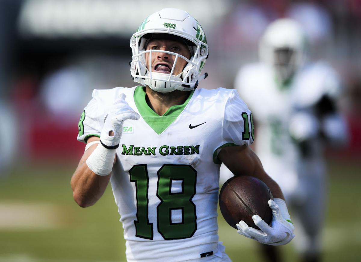 Unt Shocks Arkansas With Rout At Razorback Stadium Sports