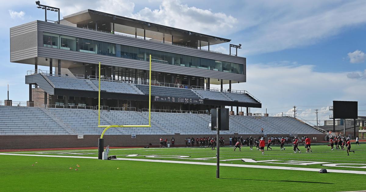 What the UIL's new heat safety requirements mean for local high schools