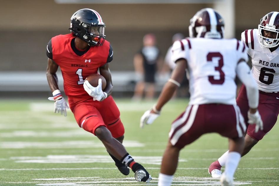 Football Braswell stuns No. 17 Red Oak in season opener Braswell