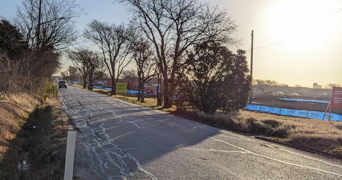 Denton to speed up sidewalk construction on Riney Road near Denton High after hearing safety concerns - Vimarsana News