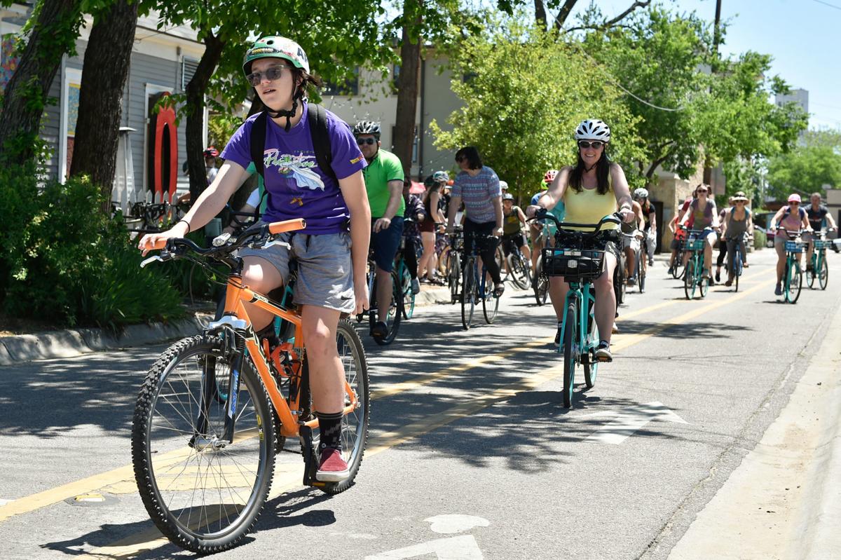 Easter Egg Hunters Start Pedaling Start Hunting Denton Dentonrc Com