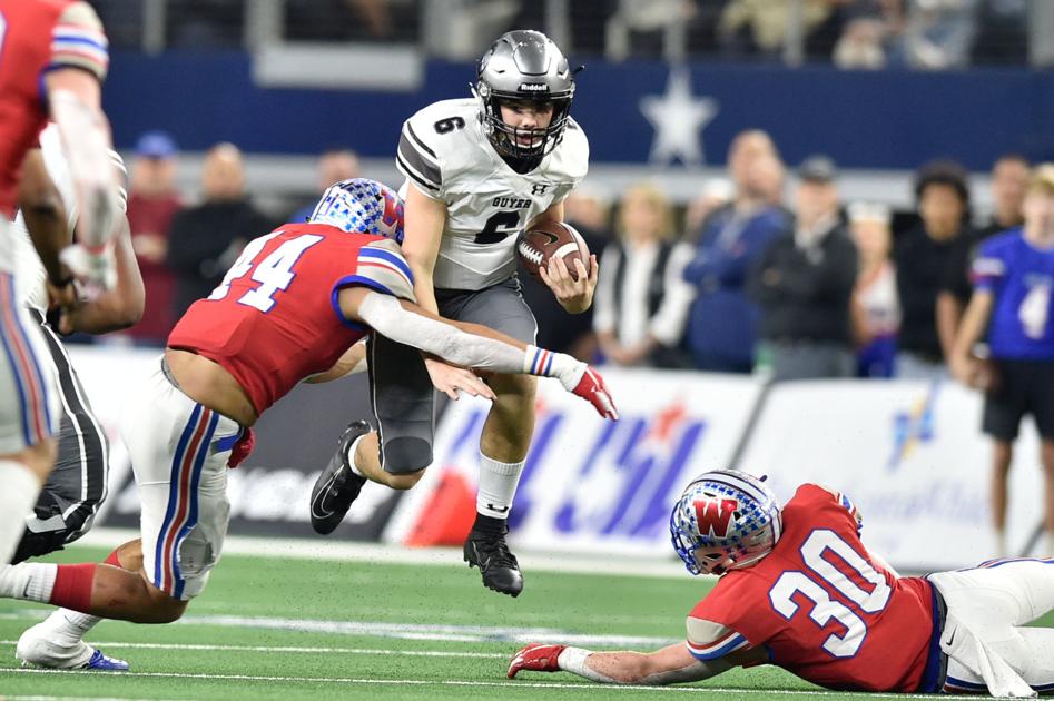 Football Guyer Freshman Makes The Most Of A Rough Situation
