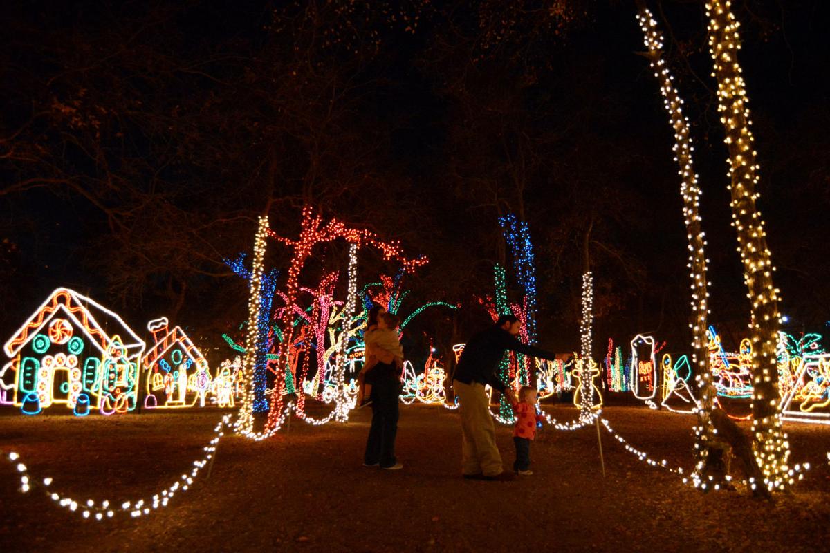 The top places to see Christmas lights in Dallas-Fort Worth ...