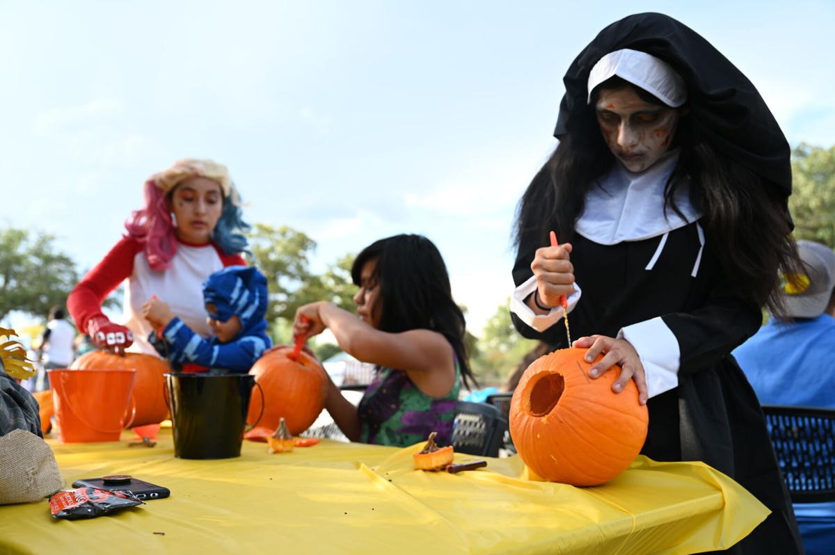 Halloween costumes: Wisconsin officials, celebrities share favorites