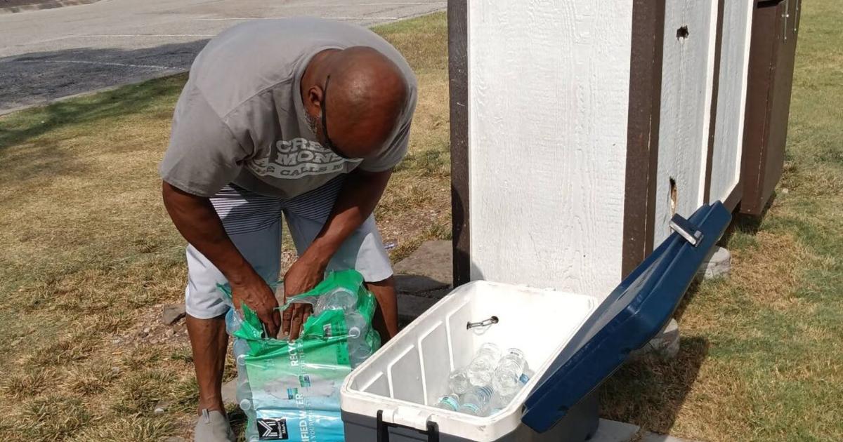 Nonprofits want to hydrate and shelter more of Denton’s homeless but say city barriers are in their way
