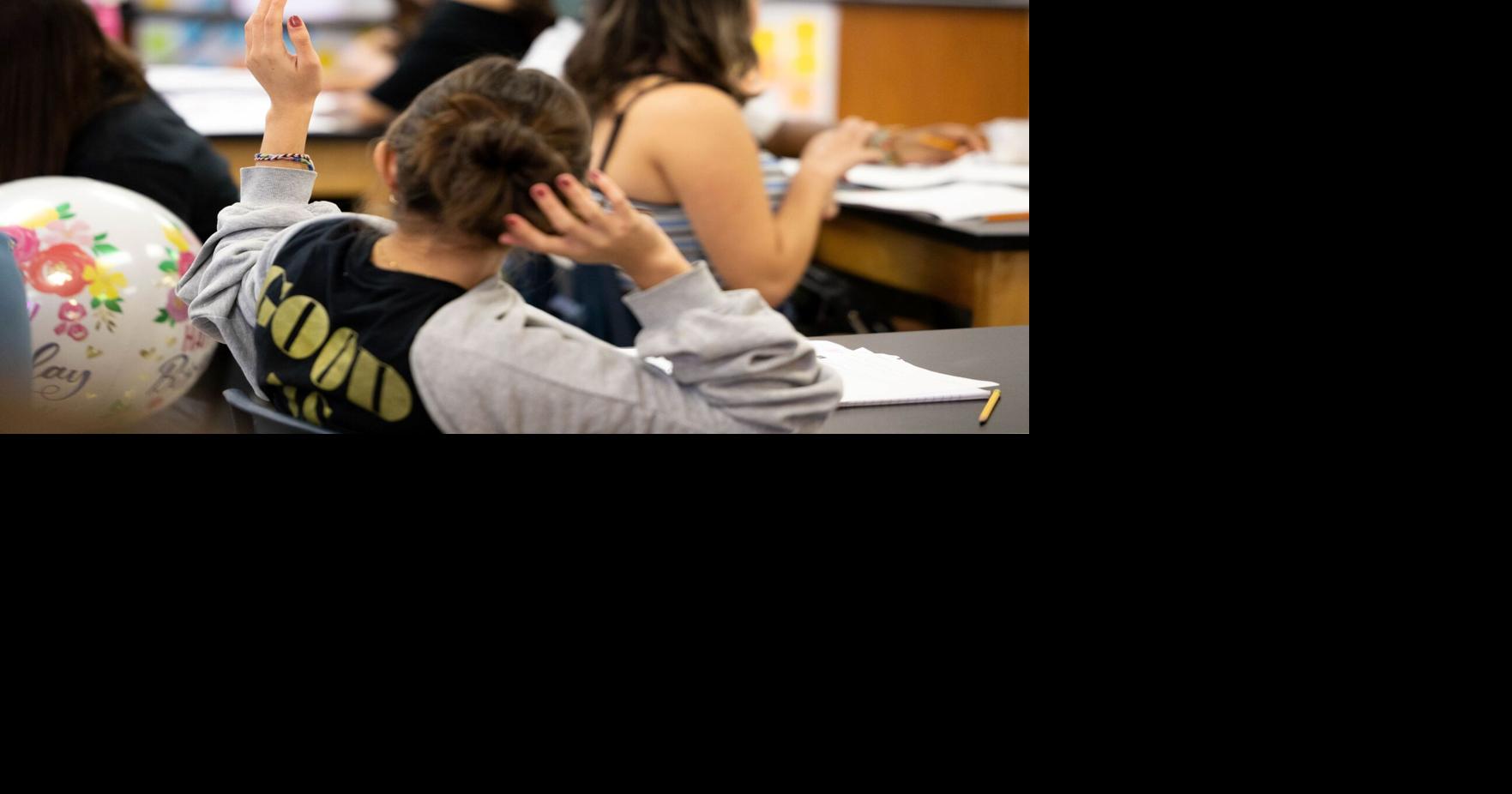 Texas House Republicans get an earful from the opposition on proposed school voucher program By Blaise Gainey and Nina Banks KUT News/The Texas Newsroom Mar 12, 2025 Mar 12, 2025 Updated 2 hrs ago