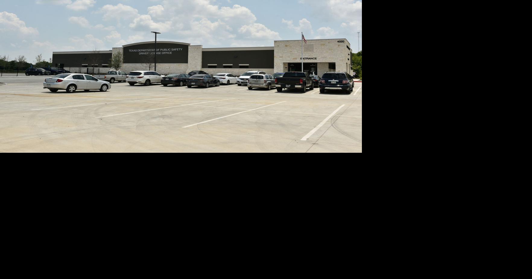 Experiences mixed at new DPS office amid high demand, nearby