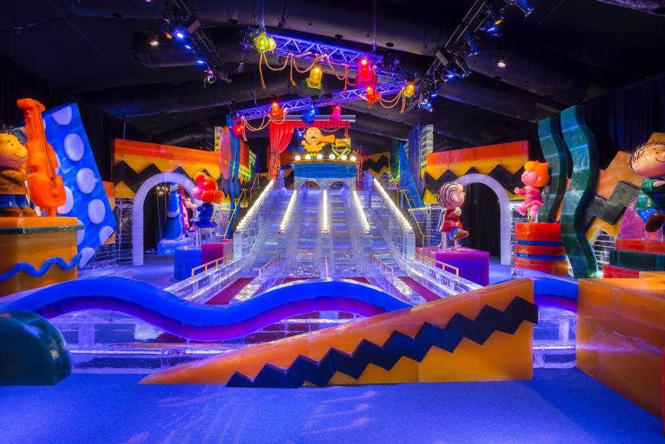 Holidays On Ice Gaylord Texan Turns 2 Million Pounds Of Ice Into