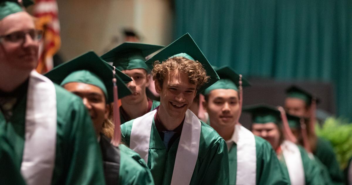 Gridlock and graduation caps: Get ready for commencement at UNT ...