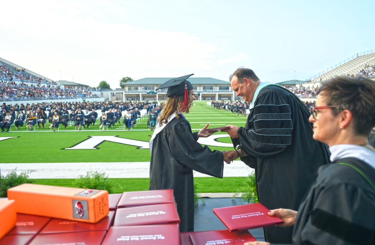 DRC_BraswellGrad3.jpg