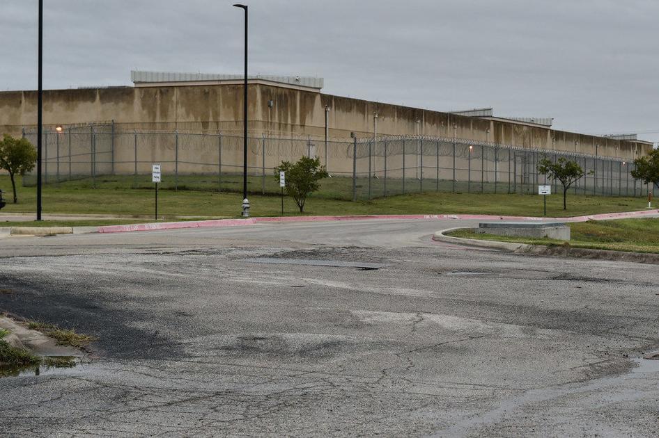 Denton County Jail eyes new vendor for video chat during visitations