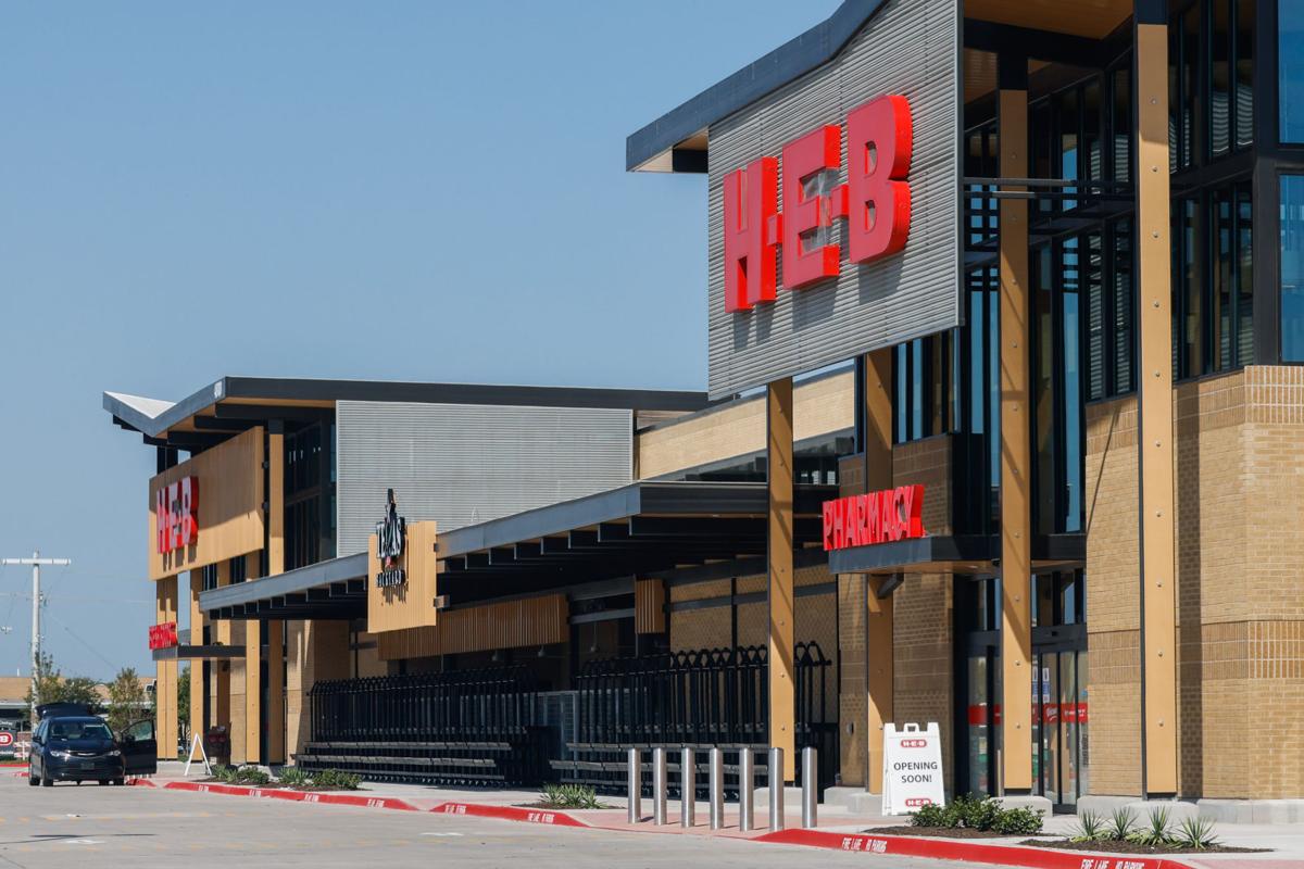 H-E-B opens first brand shop in San Antonio at Northwest Side