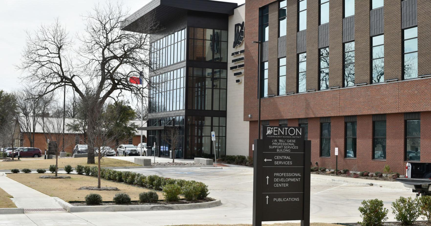 Two Denton ISD principals indicted, allegedly urged staff to vote in GOP primary - Vimarsana News