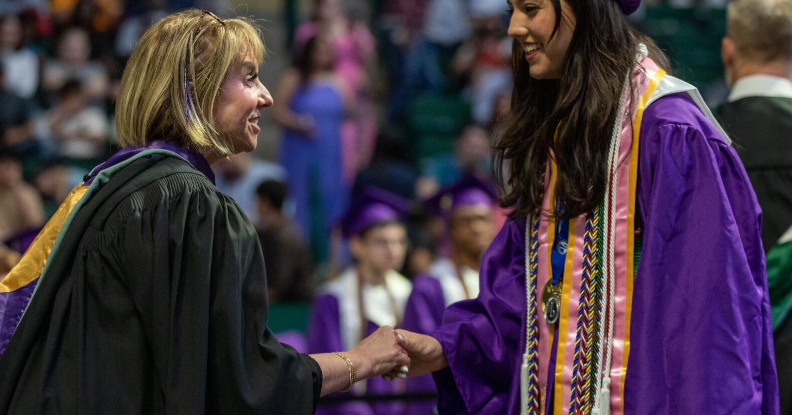 When and where: Denton ISD graduations start Wednesday - Vimarsana News