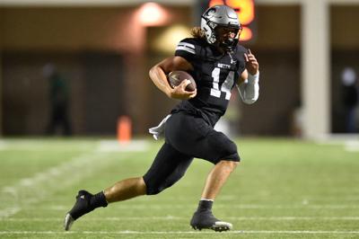 Football Guyer Names Stowers Starting Qb As Jewell Moves To
