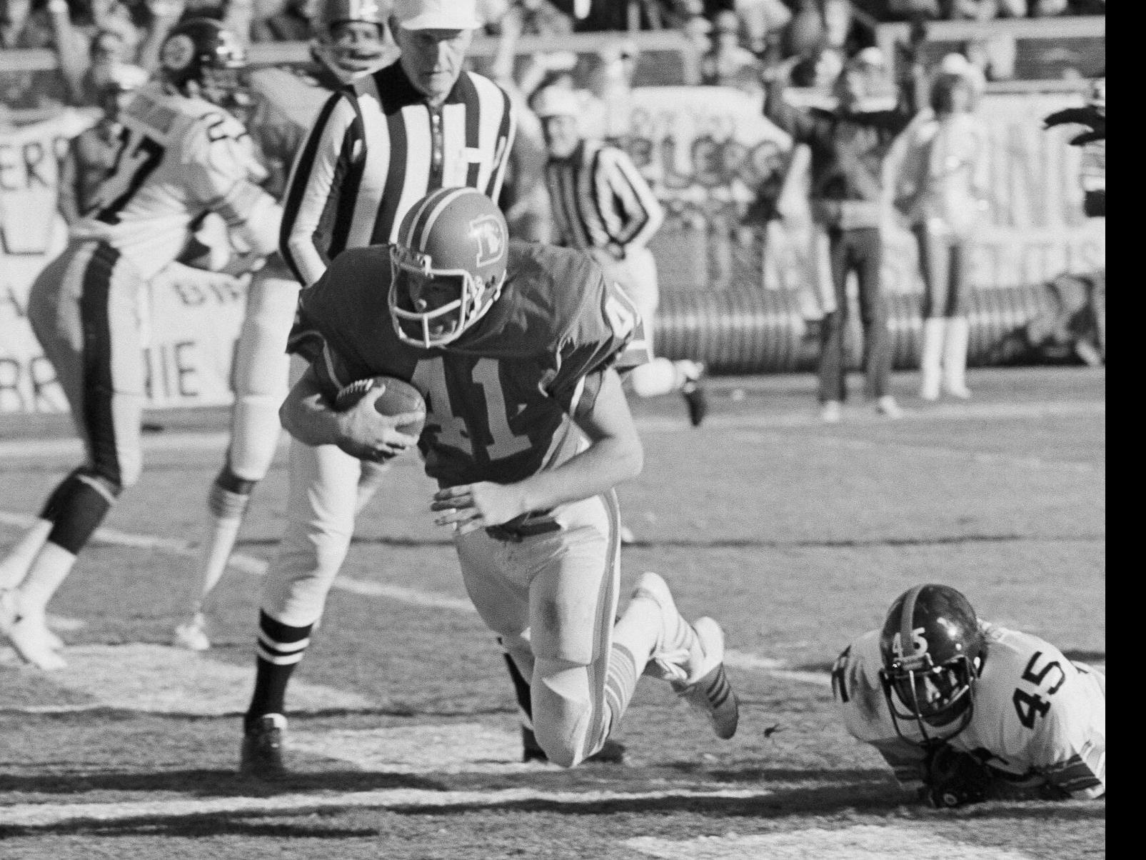 Broncos RB Rob Lytle's ashes are at Mile High Stadium, Denver Broncos