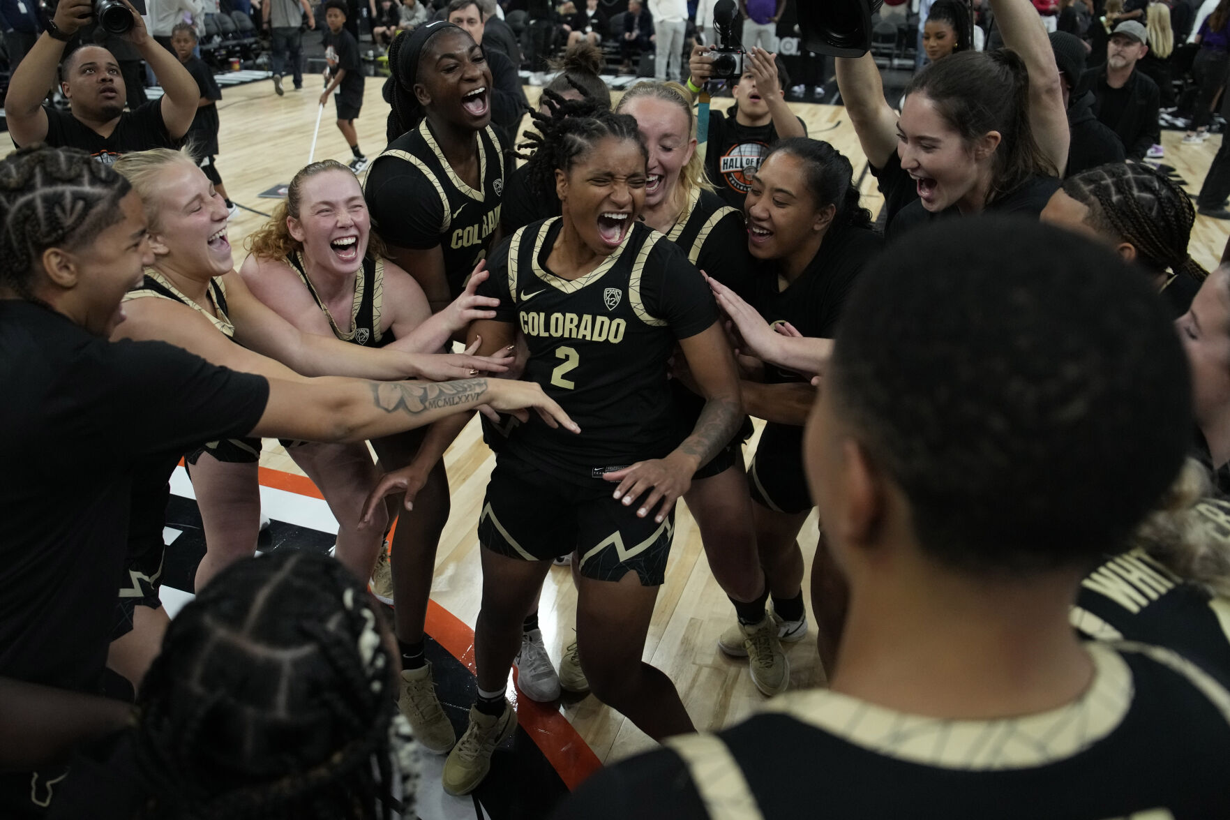 No. 20 Colorado Women Dominate No. 1 LSU 92-78 In TNT-televised Upset ...