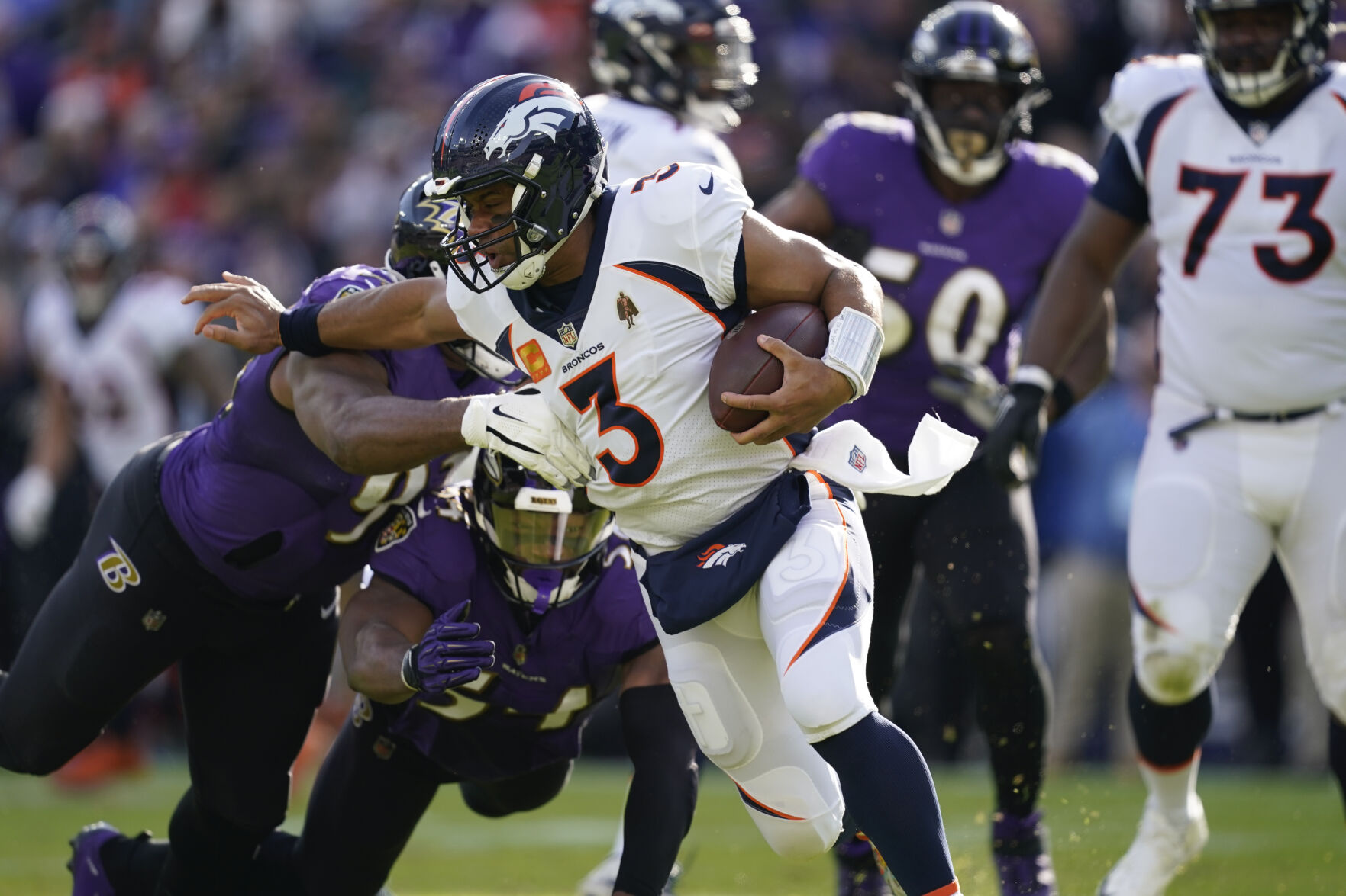 Broncos Lose Fourth In A Row As Russell Wilson, Denver's Offense Fail ...