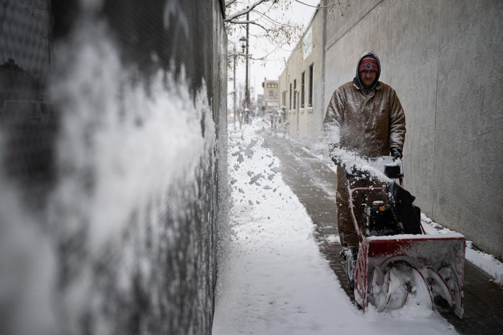 Snow removal: 4 ways new tools can make it easier – The Denver Post