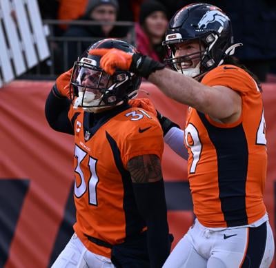 Justin Simmons' two INTs help Broncos snap five-game slide in win