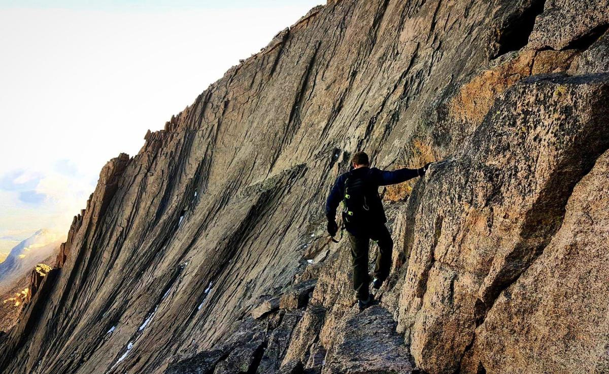 Attacking in Mountains, Two Riders Deliver a Blow - The New York Times