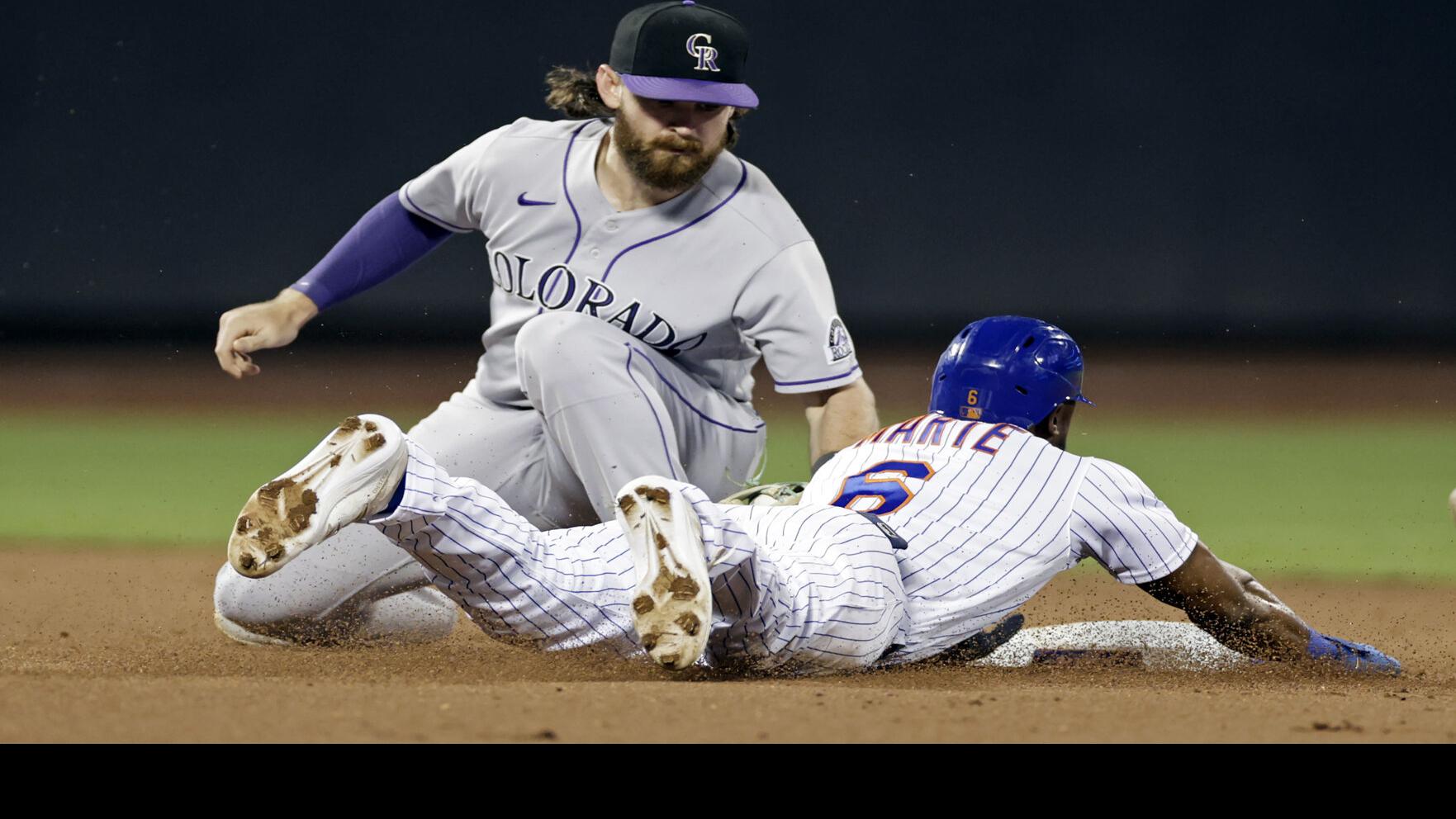 Colorado Rockies Logo but with the removal of Silver and Black and