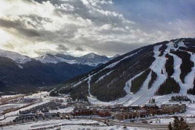 Skier found dead in trees at Colorado resort