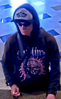 Denver police search for suspect in Wednesday bank robbery