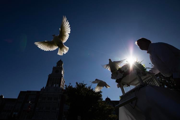 Denver parent group releases doves for gun violence victims News