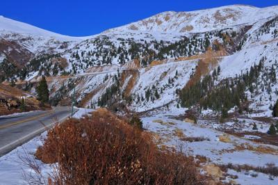 Independence Pass. Photo Credit: HABY (iStock).