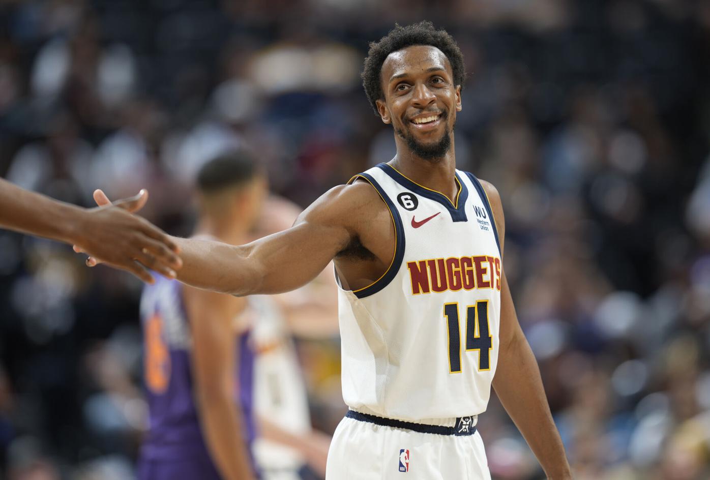 Ish Smith plays for the Nuggets in NBA Finals, his 13th team in 13 years