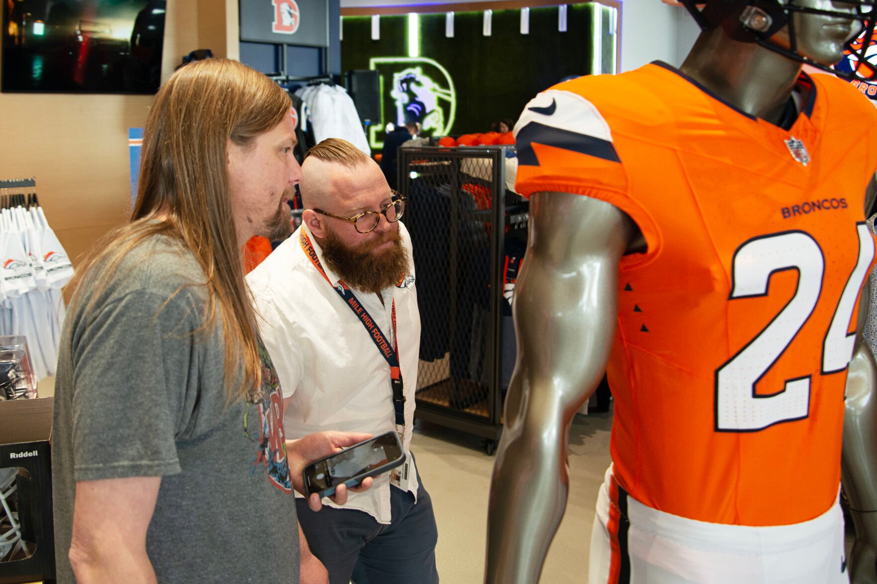 Denver Broncos fans react to new jerseys at team store News denvergazette