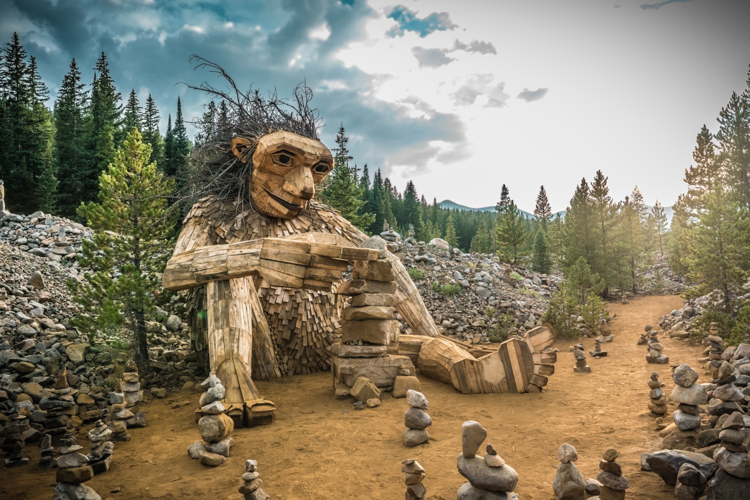 Giant troll appears in Breckenridge, and you can hike to it