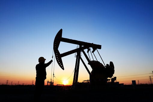 Oil drilling (copy)