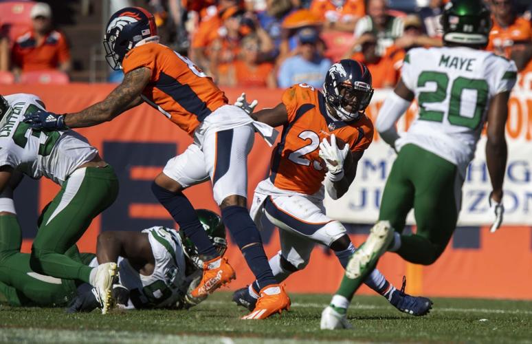 092721-s-broncos-pic17.jpg