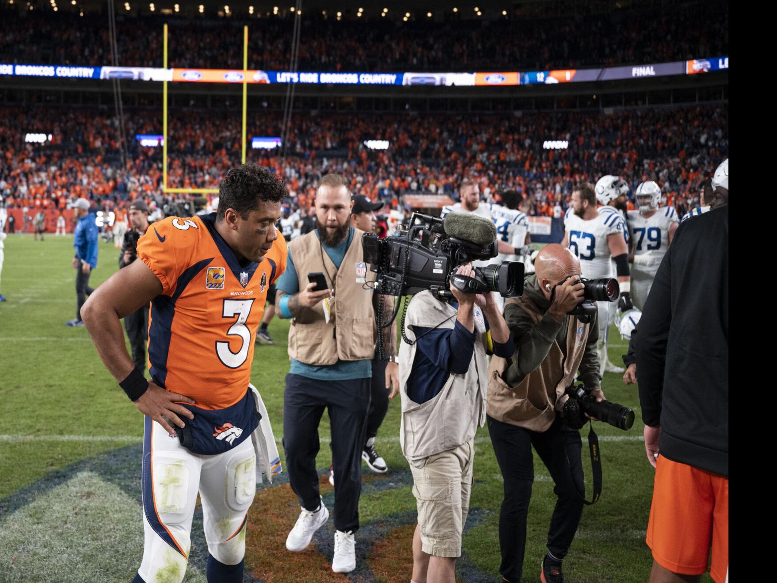 NFL fans, media, players react to Denver Broncos' loss to Colts