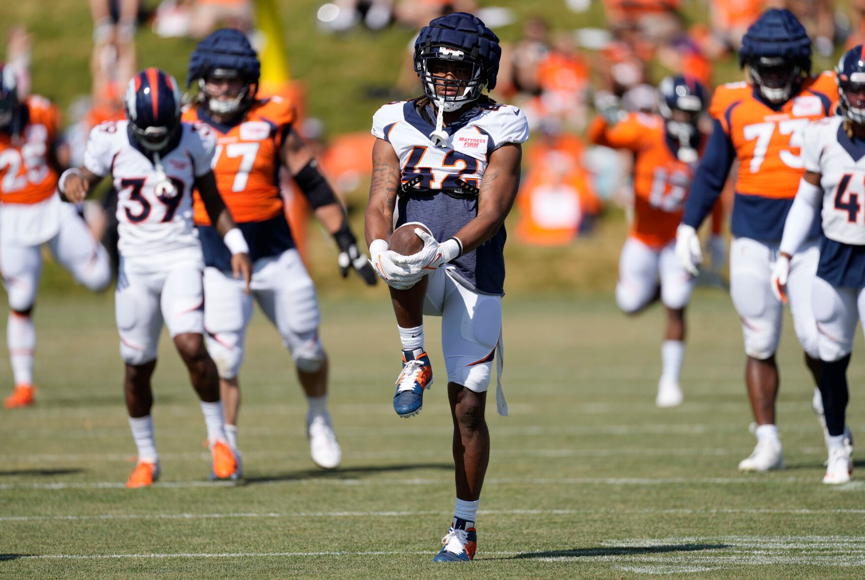 Nik Bonitto's Big Day Highlights Denver Broncos' Defensive Showing In ...