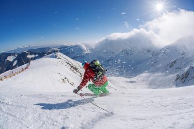 6 Ways to Ski on a Budget in Colorado