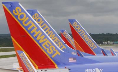 Vaccine mandates had 'zero' to do with flight cancellations, Southwest CEO says