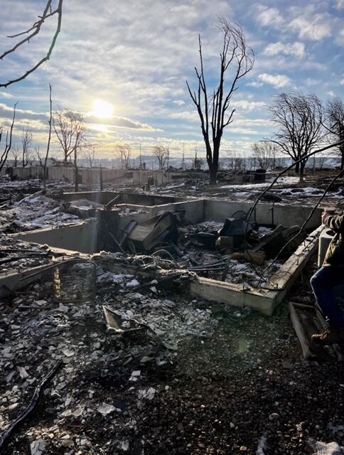 Devastating fire destroys Pointe-Claire funeral home