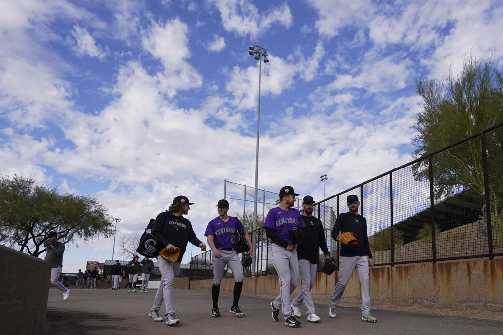Kiszla: The best thing about Kris Bryant wearing a purple Colorado jersey?  It turns lovesick Cubs fans green with envy. – The Denver Post