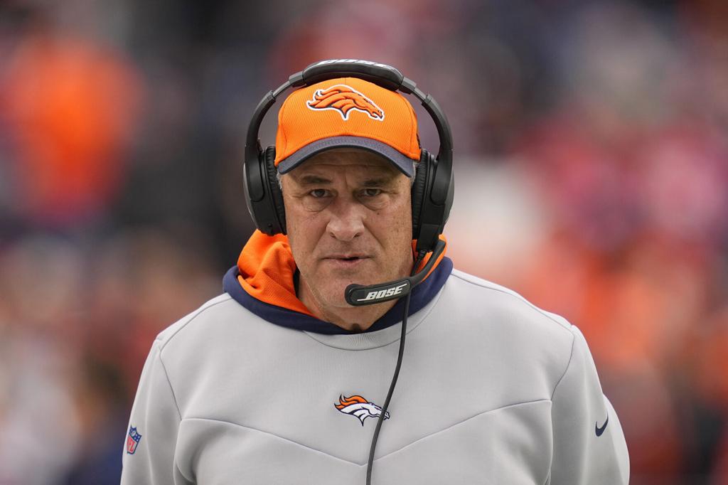 Sean Payton's Broncos fall apart in 'embarassing' 70-20 loss at Miami –  KGET 17